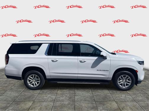 2023 Chevrolet Suburban LT