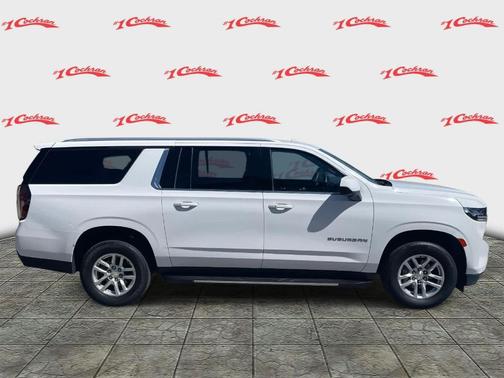 2023 Chevrolet Suburban LT