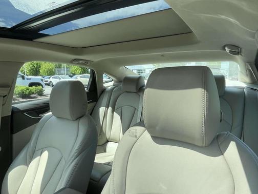 White Frost Tri-Coat 2019 Buick LaCrosse Essence