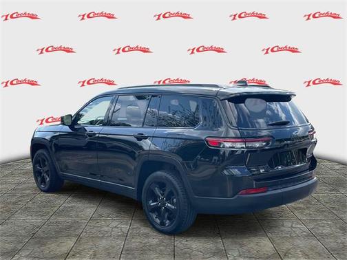 2023 Jeep Grand Cherokee L Laredo