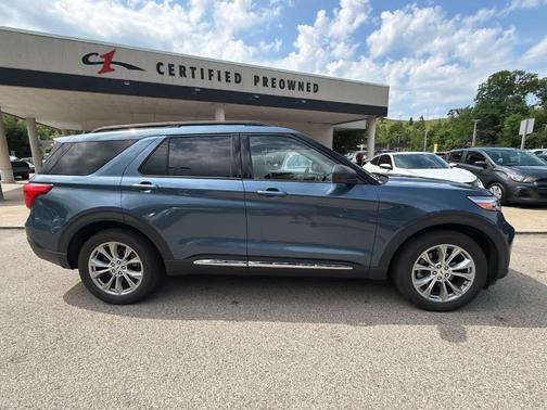 Blue Metallic 2020 Ford Explorer XLT