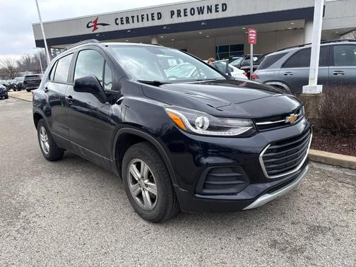 Midnight Blue Metallic 2022 Chevrolet Trax LT