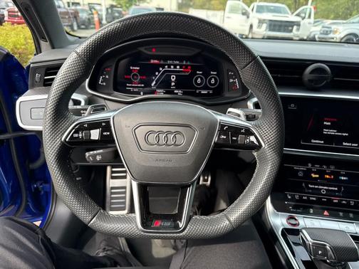 2023 Audi RS 6 Avant 4.0T quattro