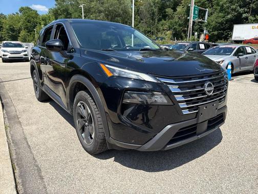 Super Black 2024 Nissan Rogue SV