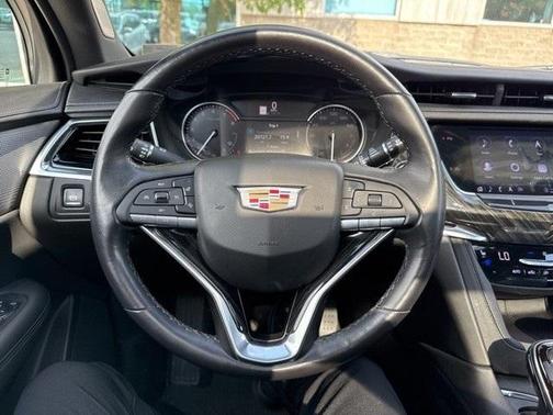 2022 Cadillac XT6 Premium Luxury AWD