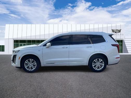 2023 Cadillac XT6 Luxury AWD