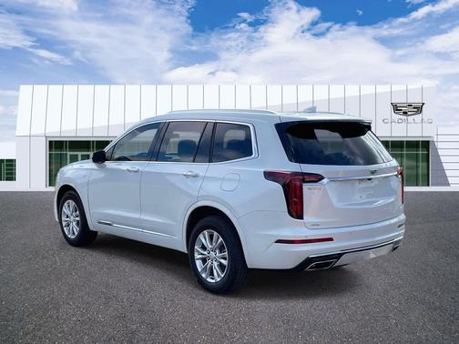 2023 Cadillac XT6 Luxury AWD