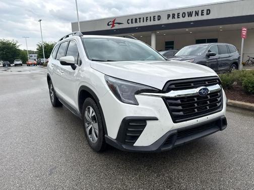 Crystal White Pearl 2023 Subaru Ascent Premium 8-Passenger