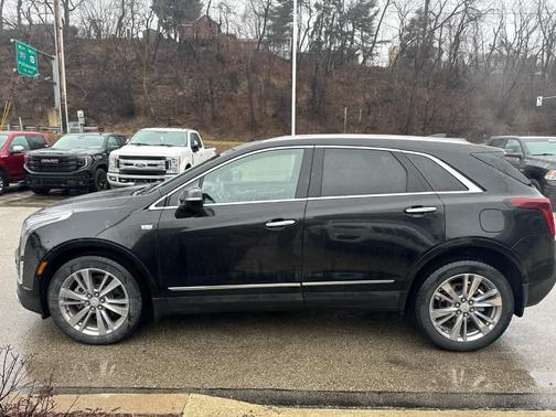 Stellar Black Metallic 2023 Cadillac XT5 Premium Luxury