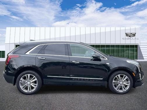 Stellar Black Metallic 2023 Cadillac XT5 Premium Luxury