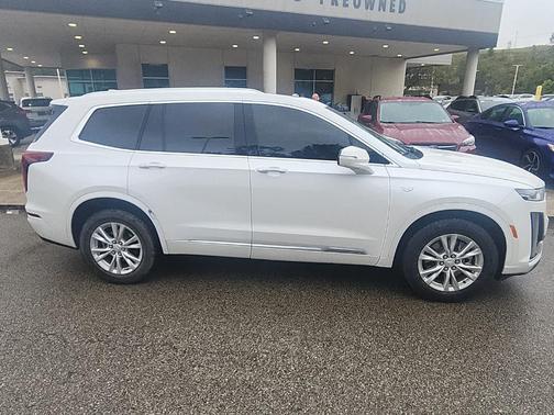2023 Cadillac XT6 Luxury AWD