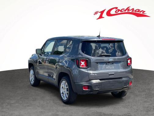 Graphite Gray 2023 Jeep Renegade Latitude