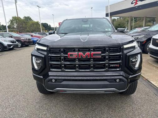 Onyx Black 2023 GMC Canyon AT4