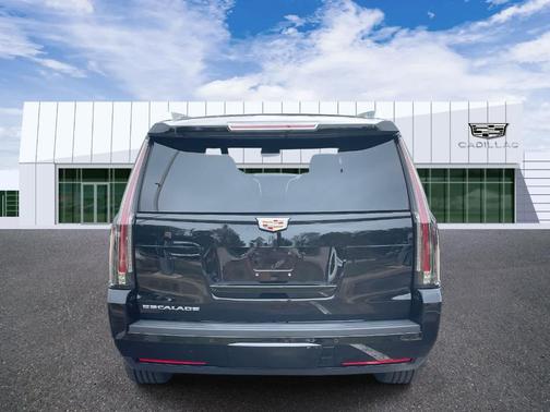 2020 Cadillac Escalade Luxury