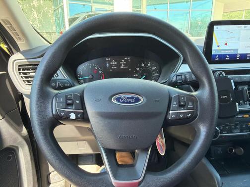 Magnetic Metallic 2020 Ford Escape SE