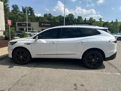White Frost Tri-Coat 2024 Buick Enclave Essence