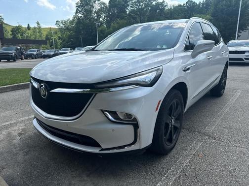 White Frost Tri-Coat 2024 Buick Enclave Essence