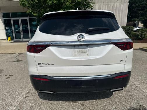 White Frost Tri-Coat 2024 Buick Enclave Essence