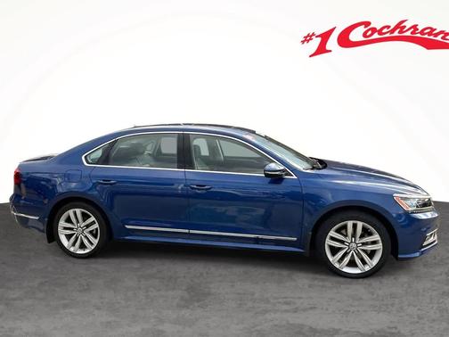 2016 Volkswagen Passat 1.8T SEL Premium