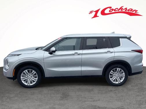 2022 Mitsubishi Outlander ES