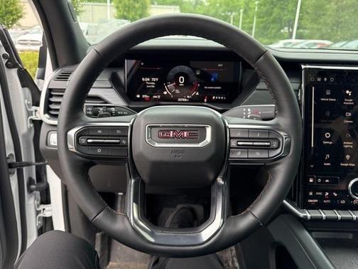 2024 GMC Acadia AT4