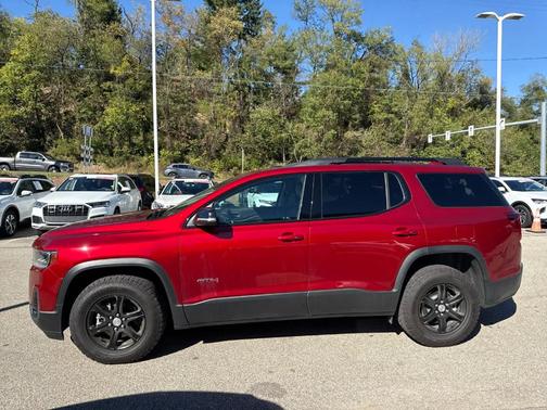 2023 GMC Acadia AT4