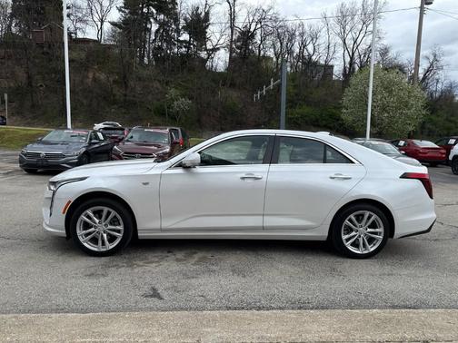 2023 Cadillac CT4 Luxury