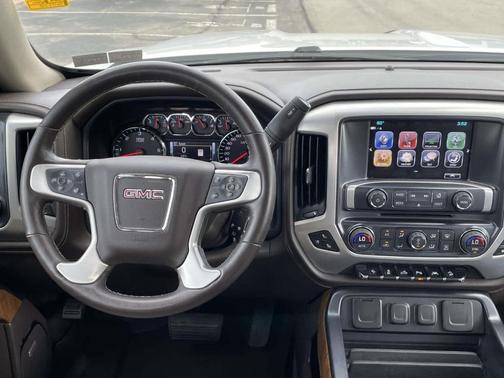 White Frost Tri-Coat 2018 GMC Sierra 1500 SLT