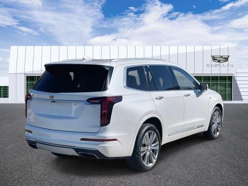 2023 Cadillac XT6 Premium Luxury AWD