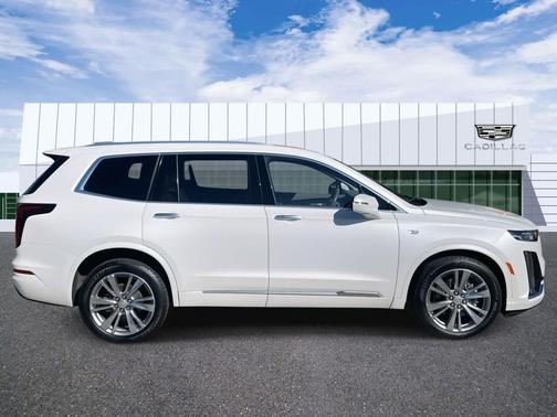 2023 Cadillac XT6 Premium Luxury AWD