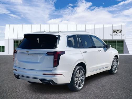 2023 Cadillac XT6 Premium Luxury AWD