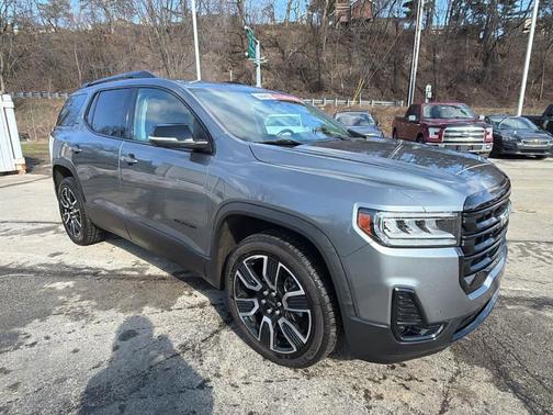 2021 GMC Acadia SLT