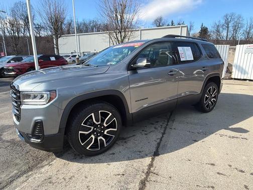 2021 GMC Acadia SLT