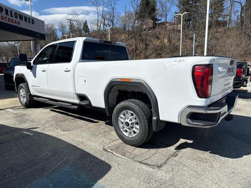 2022 GMC Sierra 2500 SLE
