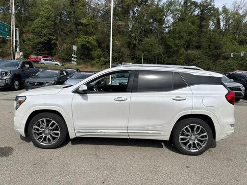 2022 GMC Terrain Denali