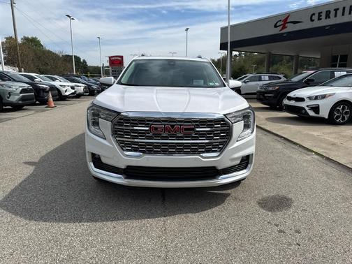 2022 GMC Terrain Denali