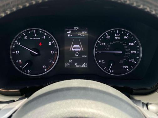 Crystal White Pearl 2021 Subaru Legacy Premium