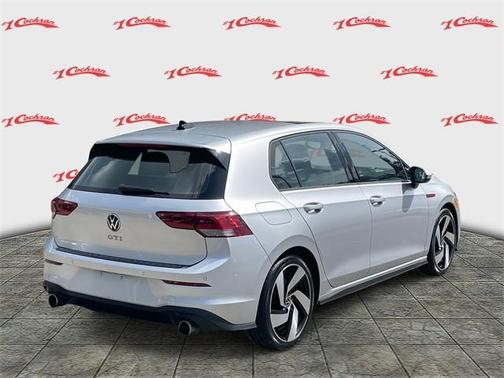 2022 Volkswagen Golf GTI 2.0T SE
