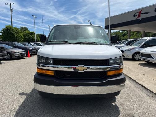 Summit White 2024 Chevrolet Express 3500 LT