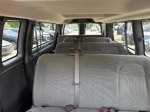 Summit White 2024 Chevrolet Express 3500 LT