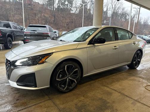 2024 Nissan Altima 2.5 SR