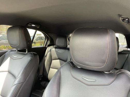 2022 Cadillac XT4 Sport