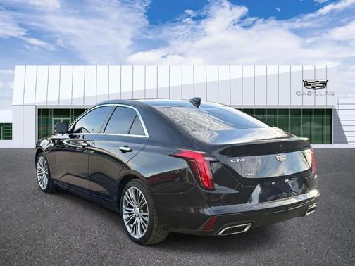 2021 Cadillac CT4 Premium Luxury