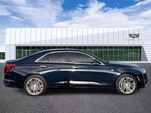 2021 Cadillac CT4 Premium Luxury