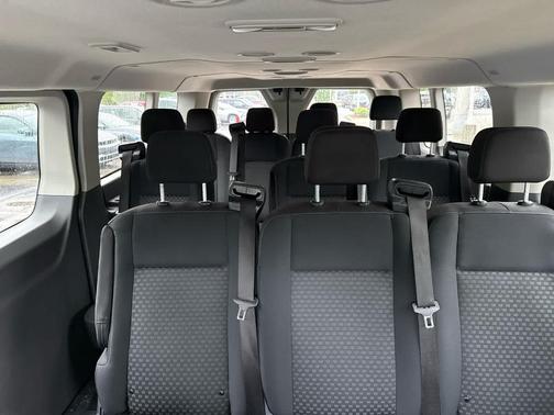 Oxford White 2023 Ford Transit-350 XLT