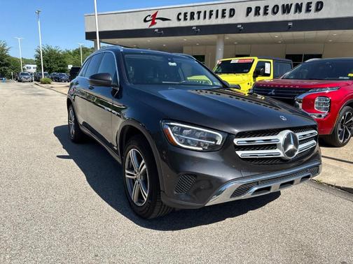 Graphite Gray Metallic 2021 Mercedes-Benz GLC 300 Base 4MATIC