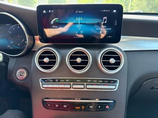 Graphite Gray Metallic 2021 Mercedes-Benz GLC 300 Base 4MATIC