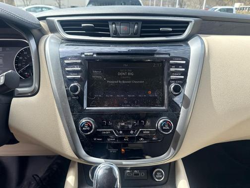 White 2023 Nissan Murano Platinum
