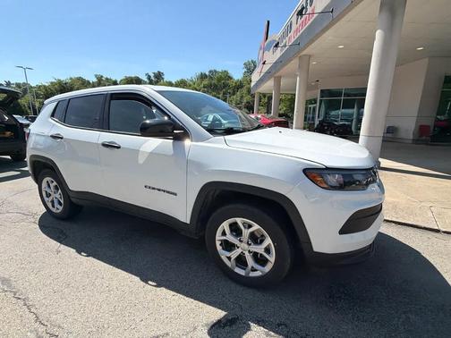 Bright White Clearcoat 2024 Jeep Compass Sport
