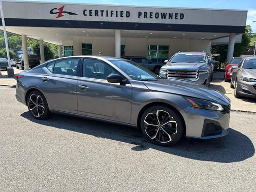 Gun Metallic 2024 Nissan Altima 2.5 SR